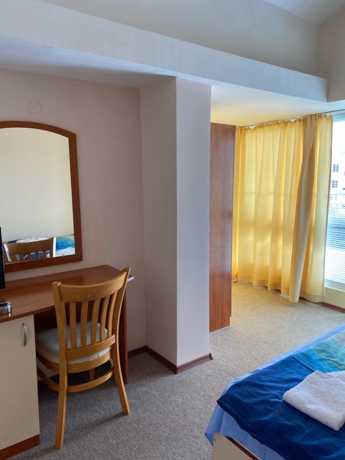 Family Hotel Neptun - Lozenets Exteriör bild